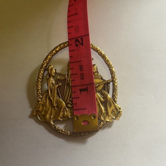 Vintage MFA Museum of Fine Arts Medieval Maidens Playing Music Brooch/Pin - Picture 6 of 8